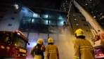 燒四天 吞兩命:香港工業(yè)大廈大火緣何這么兇？